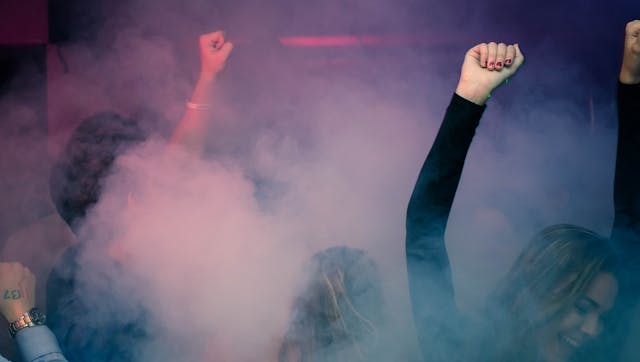 "L’ouverture n’est pas l’absence de limites, mais la capacité d’accueillir ce qui est nouveau sans peur. C’est dire oui à la vie, même quand elle te surprend. Quand tu t’ouvres, tu permets à l’amour et à la transformation d’entrer."