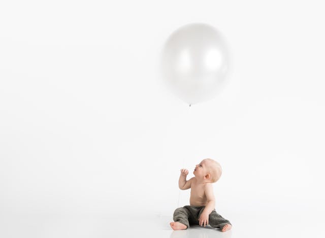 materner "Materner, c’est prendre soin avec tendresse et présence. C’est offrir à ton enfant intérieur ce que tu aurais aimé recevoir. Se materner, c’est s’aimer assez pour se donner douceur et sécurité."